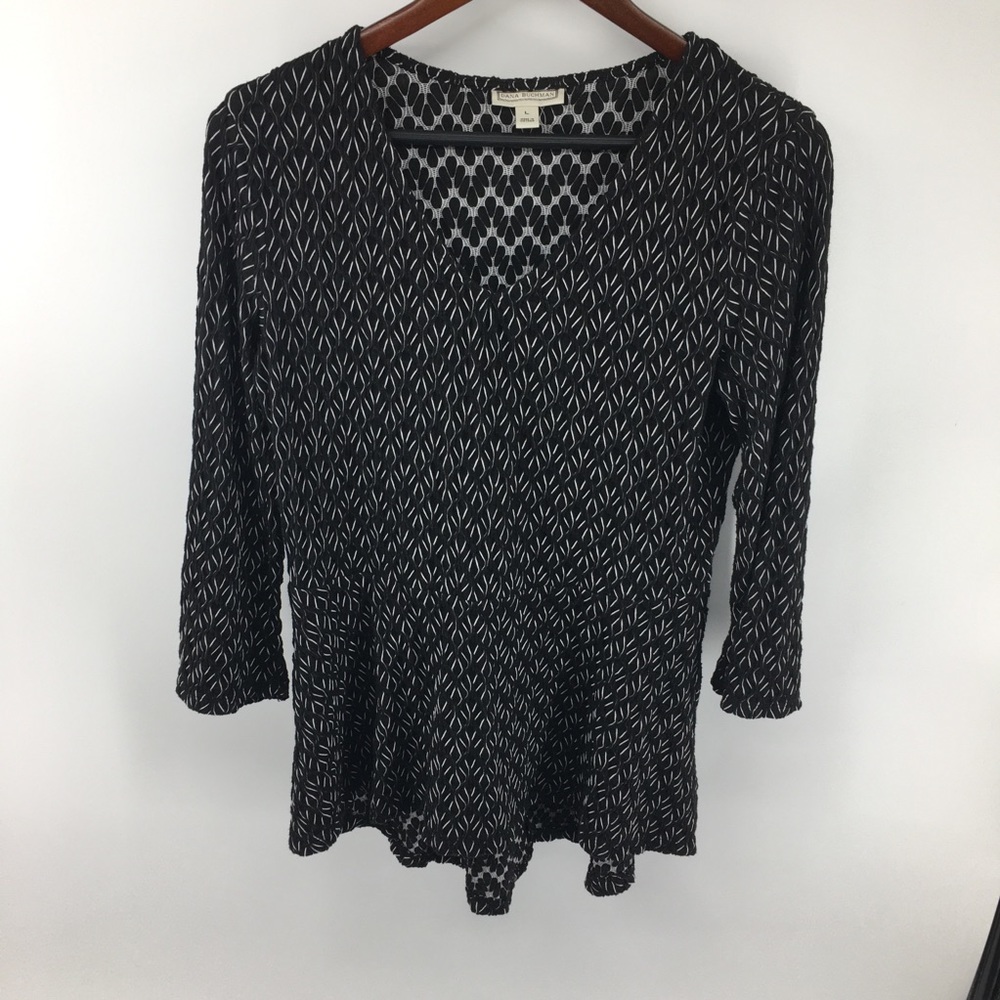 Dana Buchman Black & White Textured Top